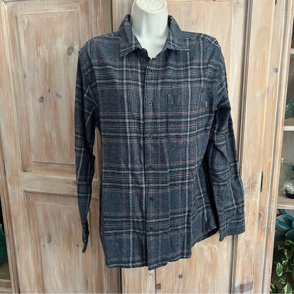 Eddie Bauer Blue Flannel Plaid Button Up Shirt Men’s Medium NEW - Picture 2 of 9